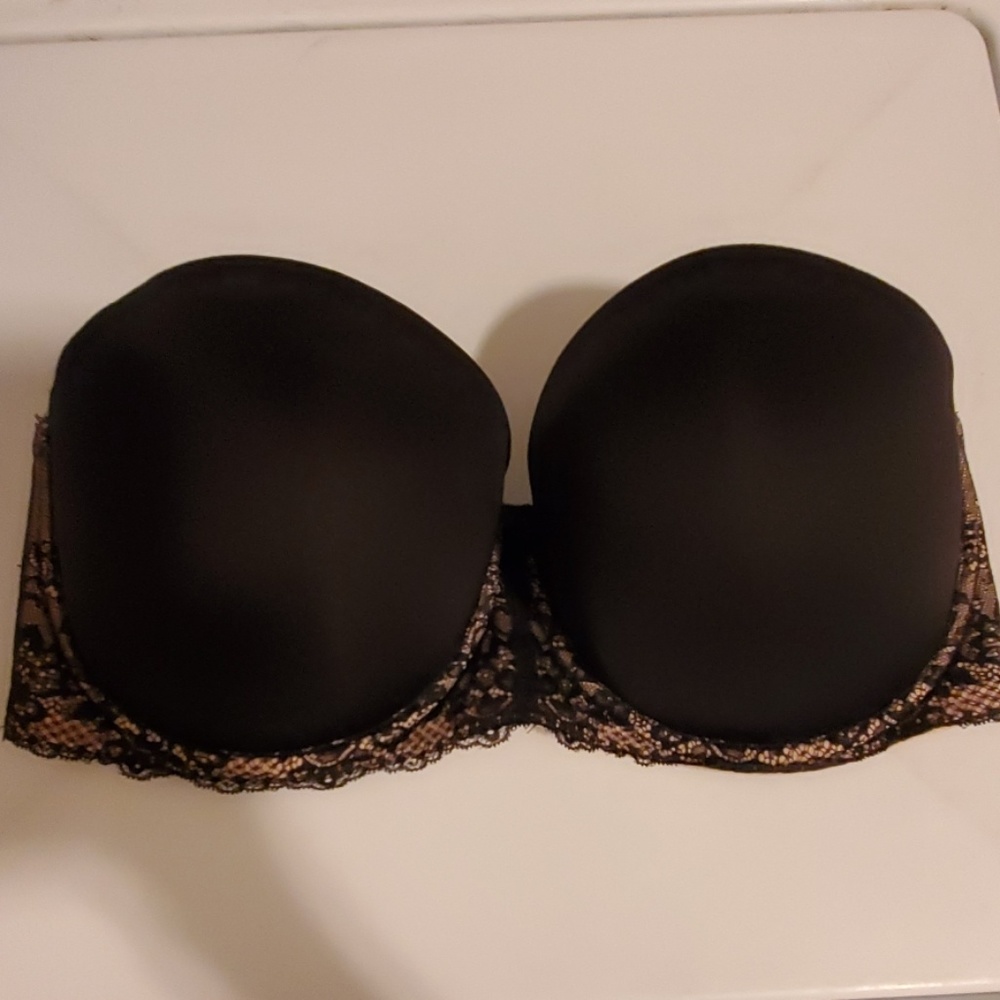 TORRID CURVE STRAPLESS BRA 38DDD BLACK